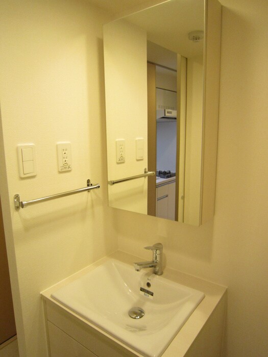 物件内観写真10　(洗面)