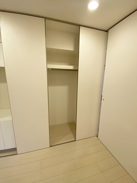 物件内観写真14　(収納)