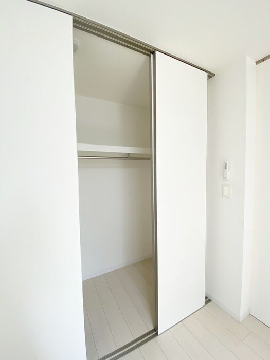 物件内観写真18　(収納)