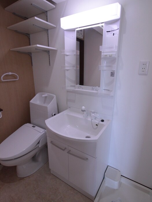 物件内観写真11　(洗面)