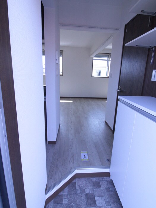 物件内観写真21　(玄関)