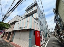 メゾン・べ－ルの外観写真