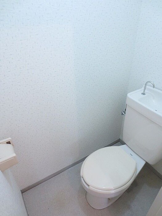 物件内観写真12　(トイレ)