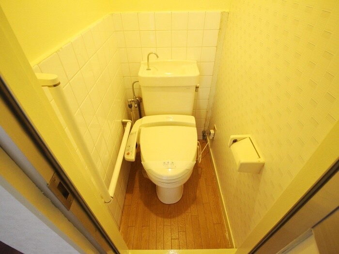 物件内観写真12　(トイレ)