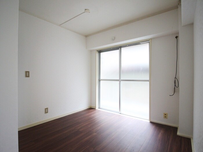 物件内観写真15　(居室)