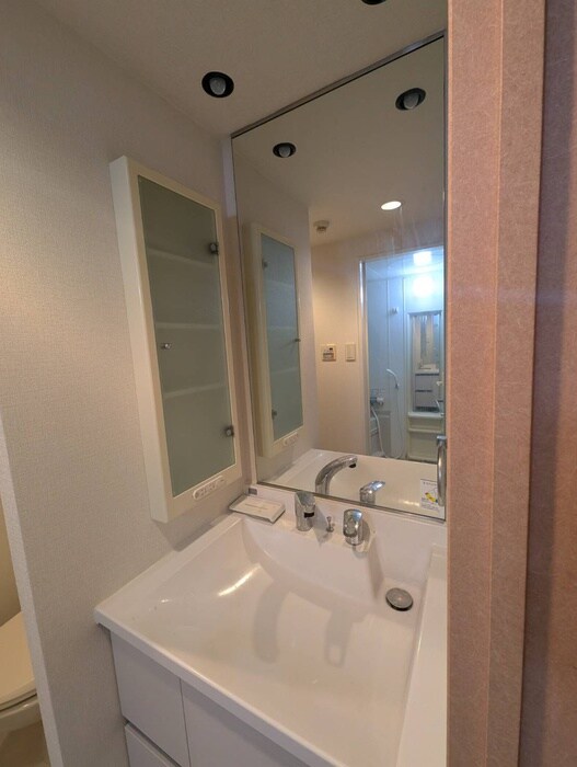 物件内観写真10　(洗面)