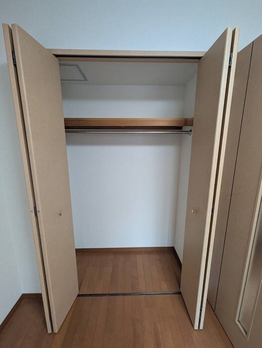 物件内観写真11　(収納)