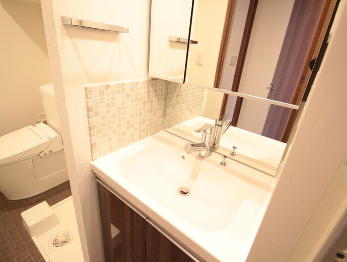 物件内観写真15　(洗面)