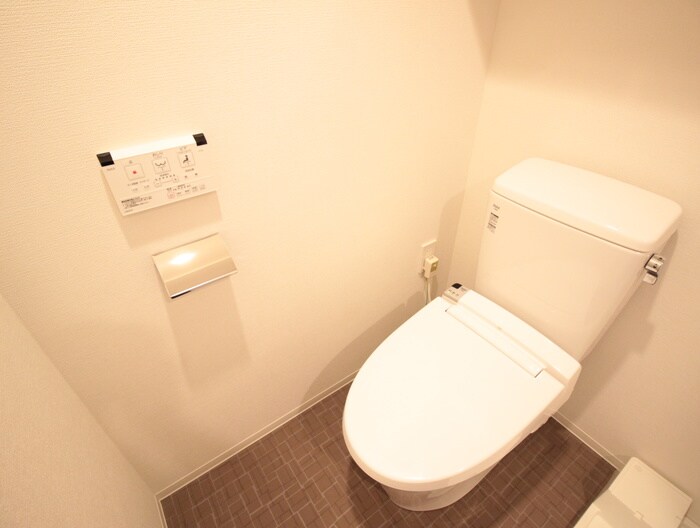 物件内観写真16　(トイレ)