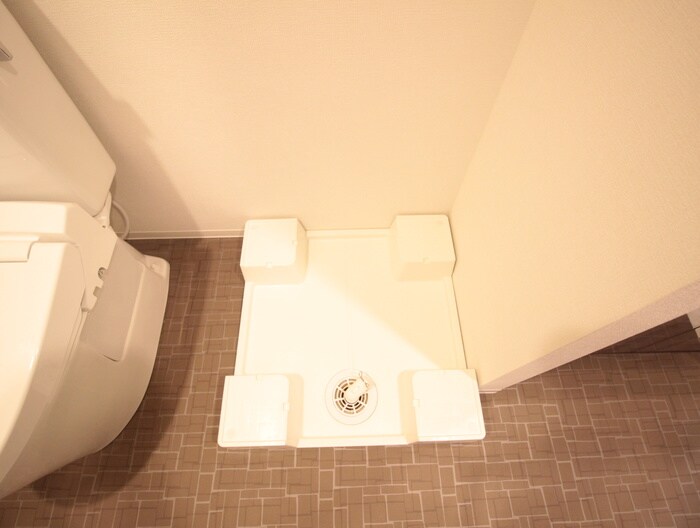 物件内観写真17　(洗濯機置場)