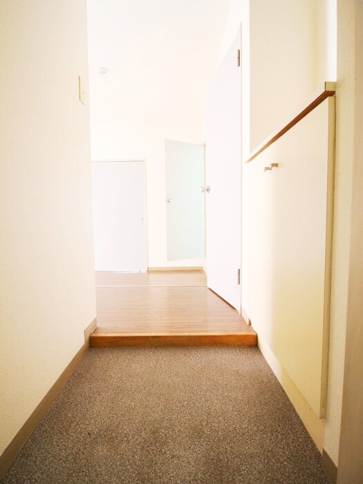 物件内観写真7　(玄関)