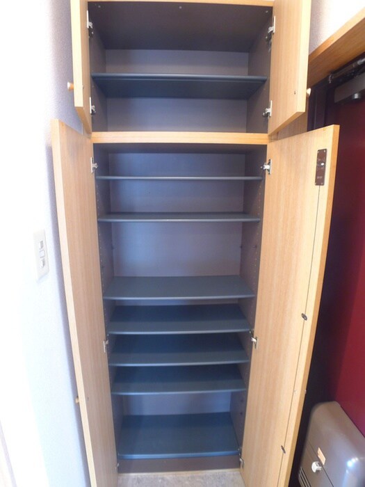 物件内観写真11　(靴箱)