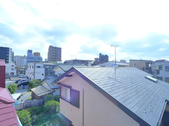 物件内観写真15　(室内からの展望)