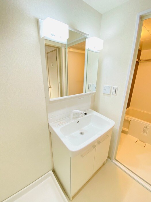 物件内観写真13　(洗面)