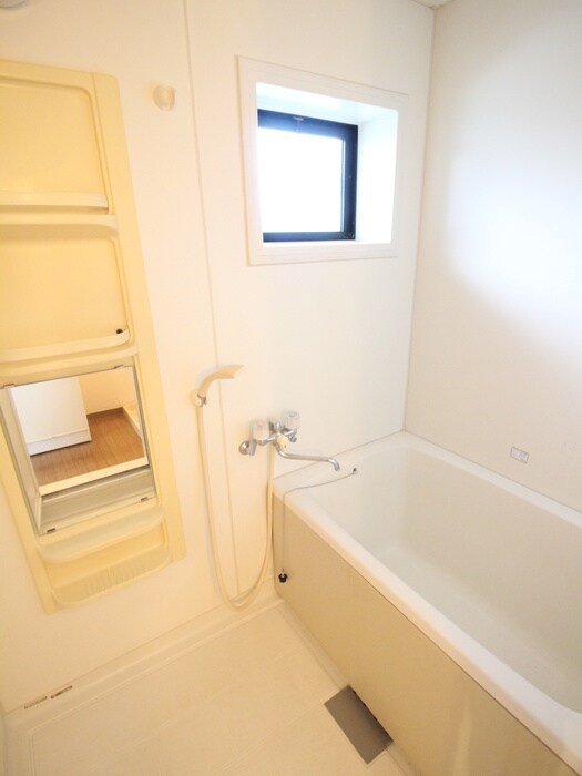 物件内観写真4　(バス／シャワールーム等)