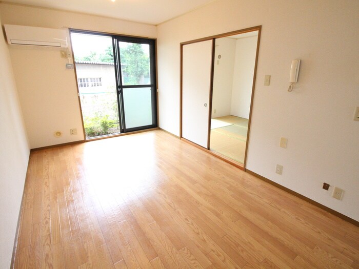 物件内観写真19　(居室)