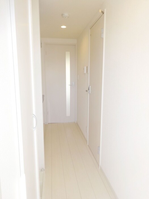 物件内観写真19　(廊下)