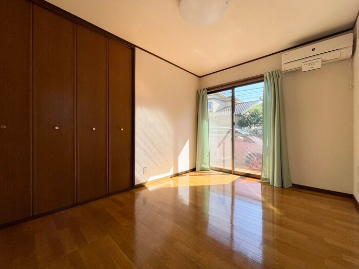 物件内観写真5　(居室)