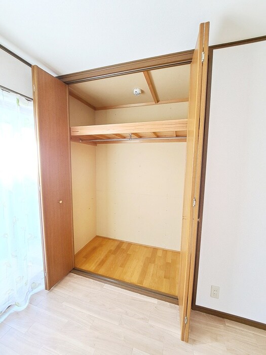 物件内観写真8　(収納)