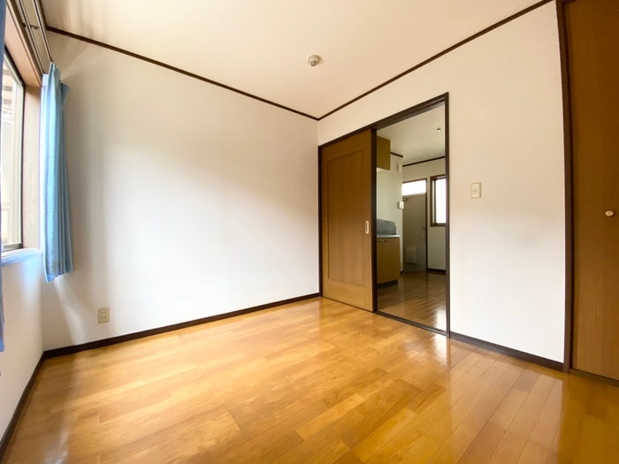 物件内観写真9　(居室)