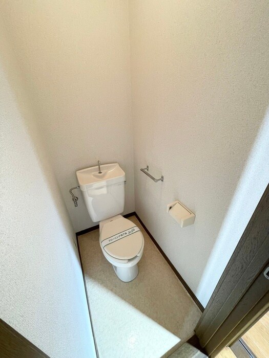 物件内観写真10　(トイレ)