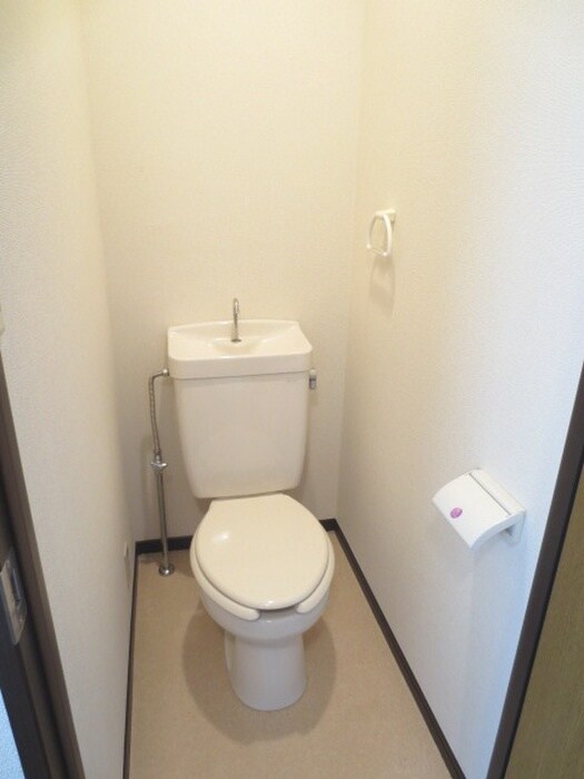 物件内観写真10　(トイレ)