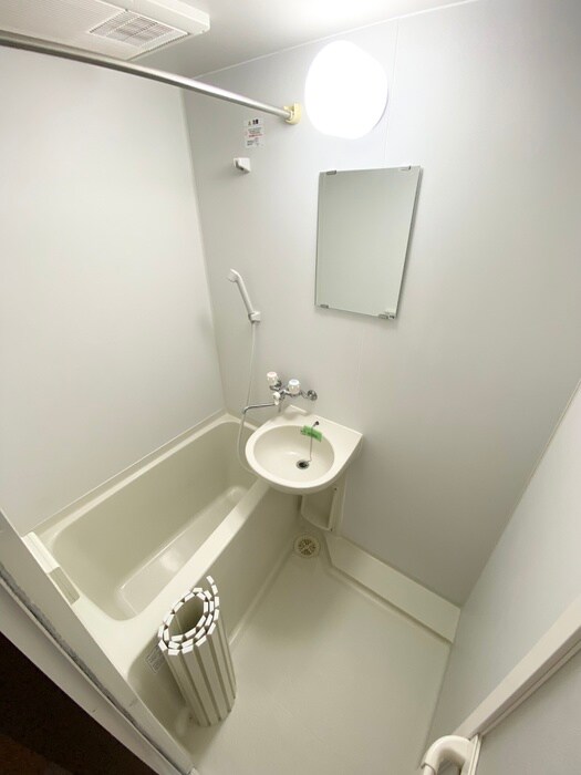 物件内観写真12　(バス／シャワールーム等)