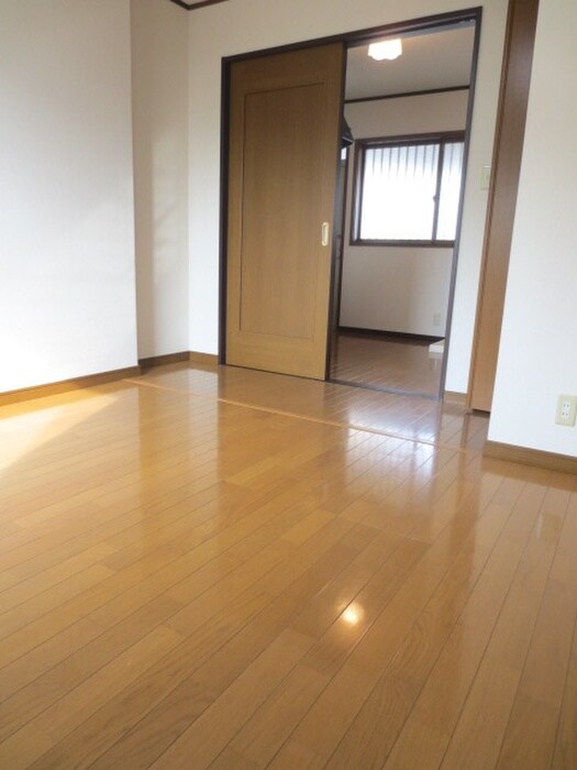 物件内観写真12　(居室)