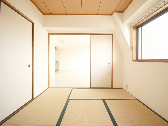 物件内観写真8　(居室)