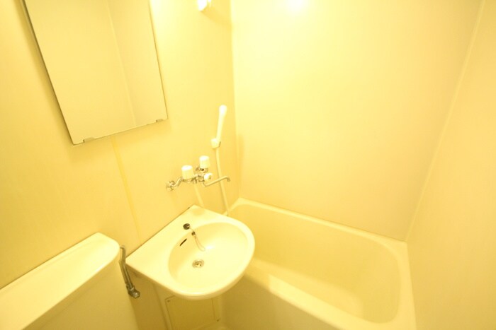 立川パレス527のバス