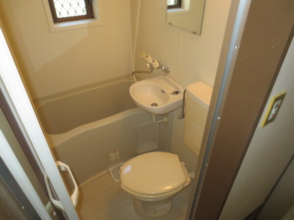 バス／シャワールーム等