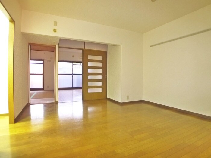 物件内観写真7　(居室)