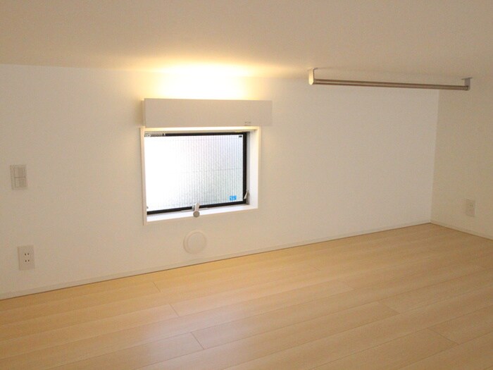 物件内観写真16　(ロフト)