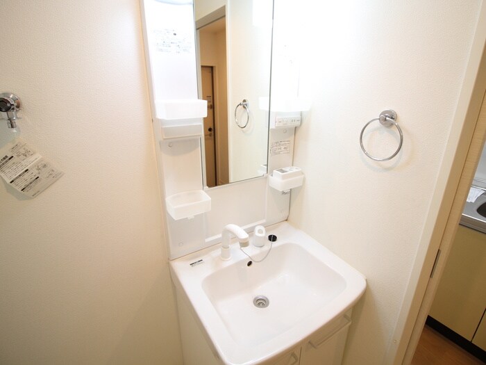 物件内観写真9　(洗面)