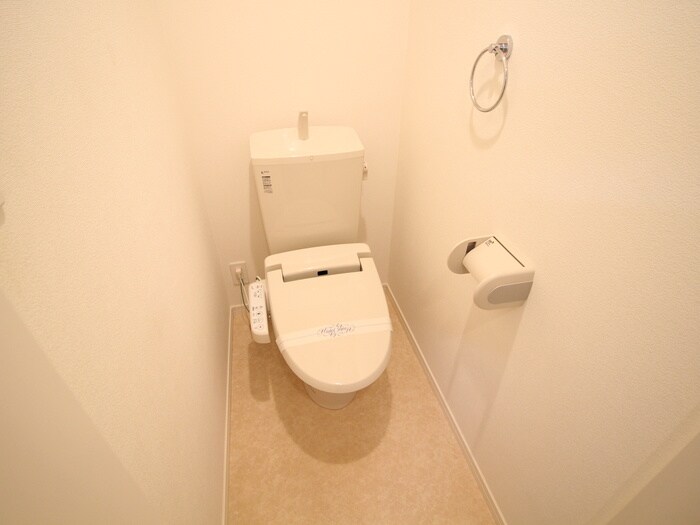 物件内観写真11　(トイレ)