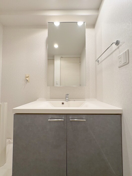 物件内観写真12　(洗面)