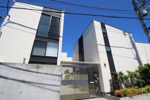 PASEO WEST外観写真