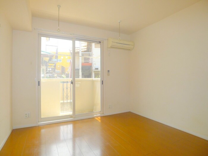 物件内観写真9　(ベランダ・バルコニー)