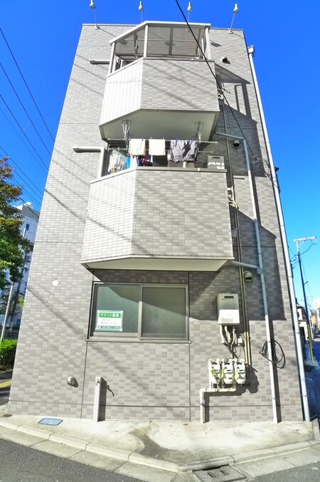 ラゼール外観写真
