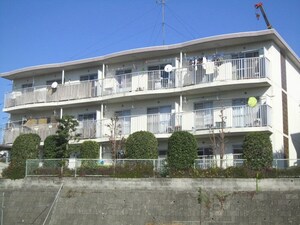 サンパーク平尾１７外観写真