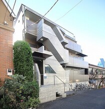 ベルビー神宮前の外観写真