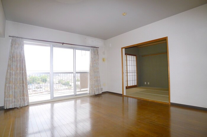 物件内観写真7　(居室)