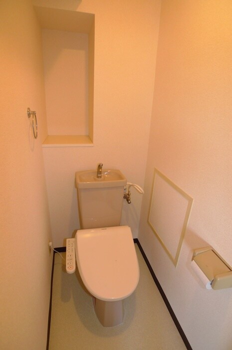 物件内観写真17　(トイレ)