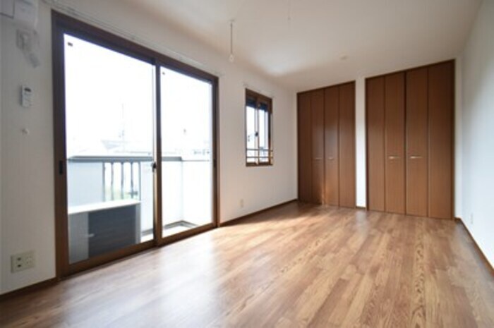 物件内観写真13　(居室)