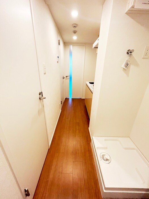 物件内観写真17　(廊下)