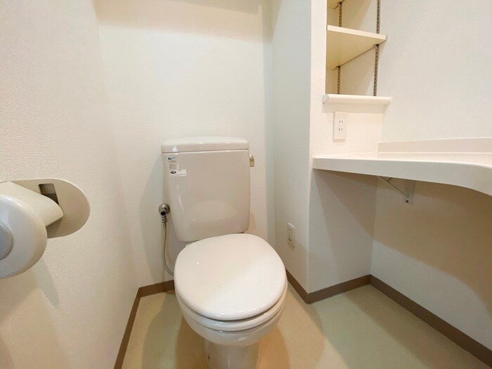 物件内観写真13　(トイレ)