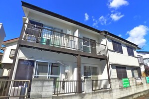 ホワイトハイツ外観写真