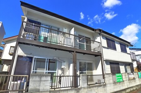 ホワイトハイツ外観写真