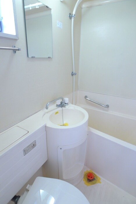 物件内観写真13　(洗面)