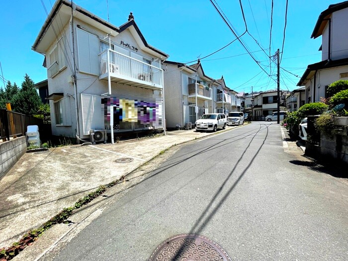 物件外観写真3　(駐車場)